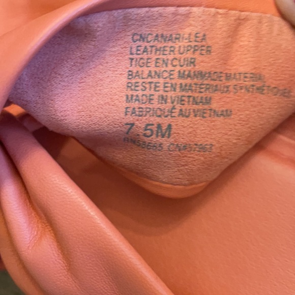 Nordstrom Caslon Canari Buttery Soft Slide Sandals - Picture 4 of 8